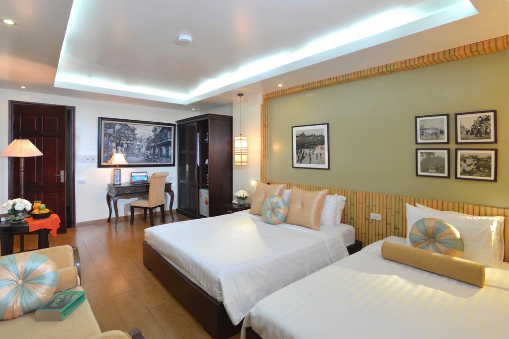 Hanoi Finnegans Hotel Room photo