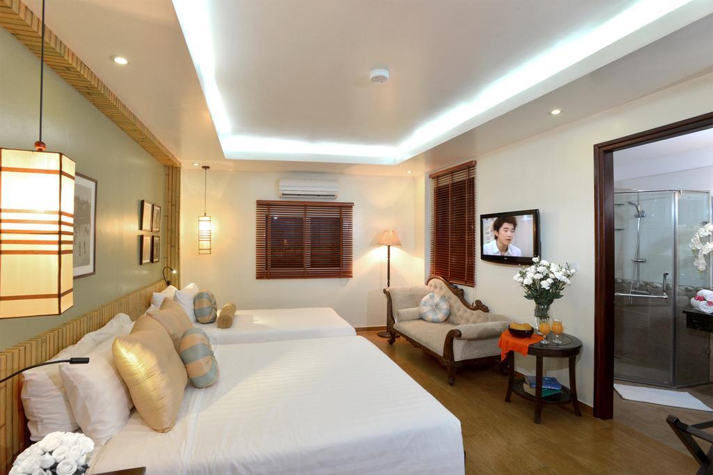 Hanoi Finnegans Hotel Room photo